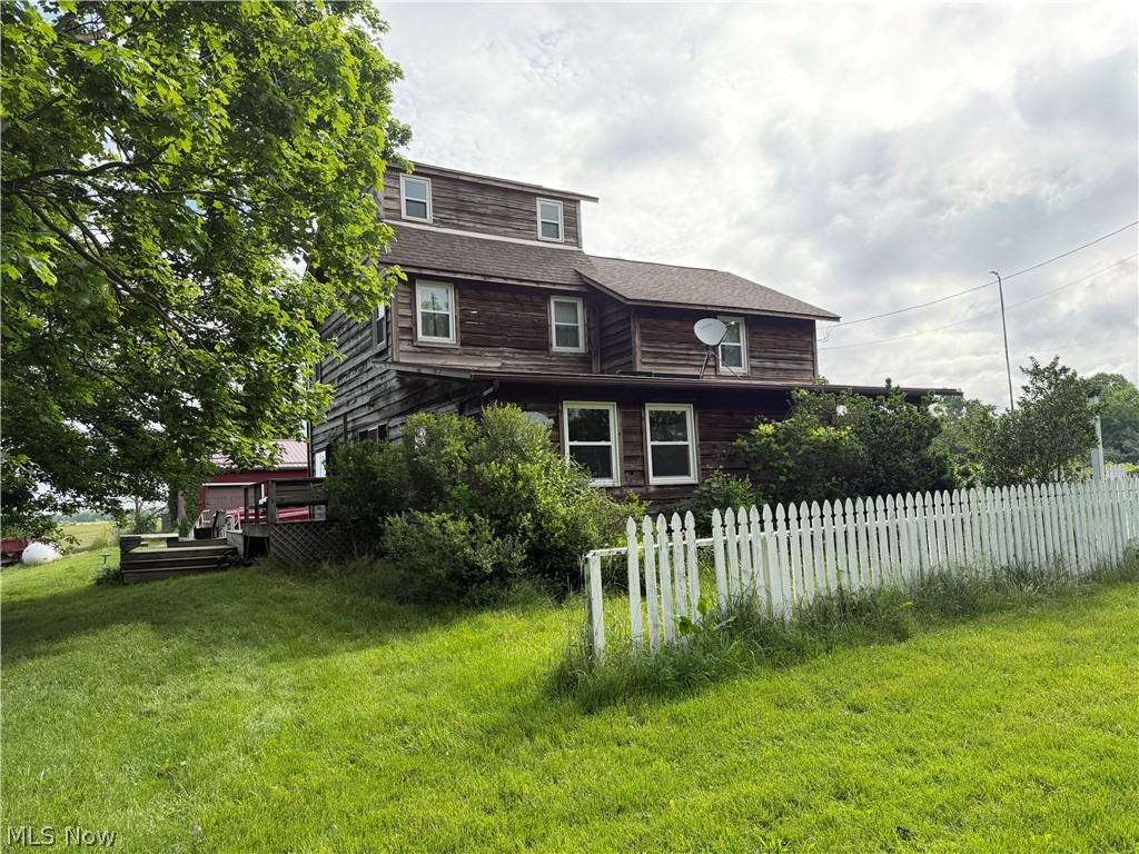 10057 Kensington Road NE Kensington OH 44427
