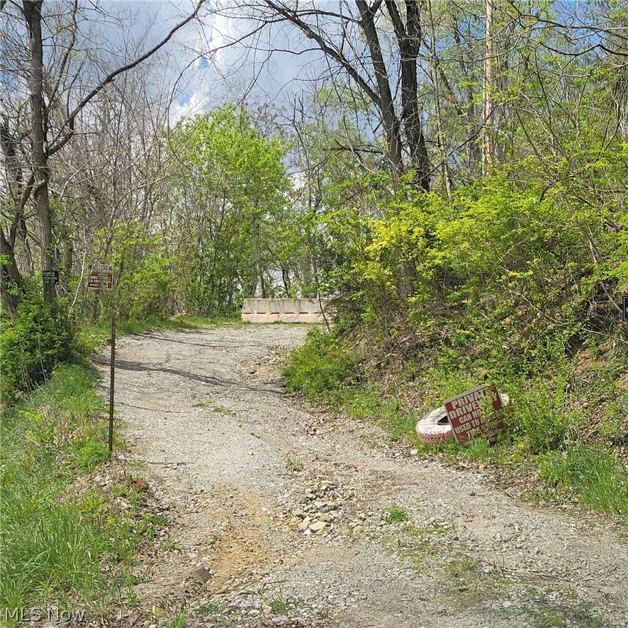 70471 Mount Pleasant Pike Martins Ferry OH 43935