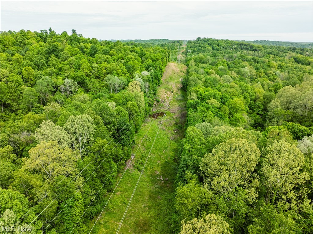 Edie Hill Road SE Uhrichsville OH 44683