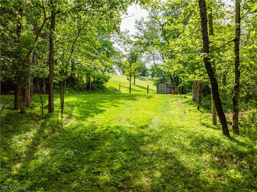 Edie Hill Road SE Uhrichsville OH 44683
