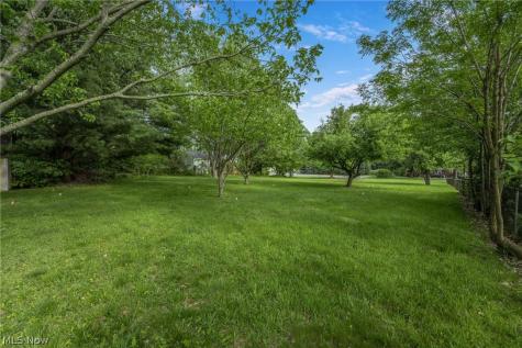 2607 Wise North Canton OH 44721
