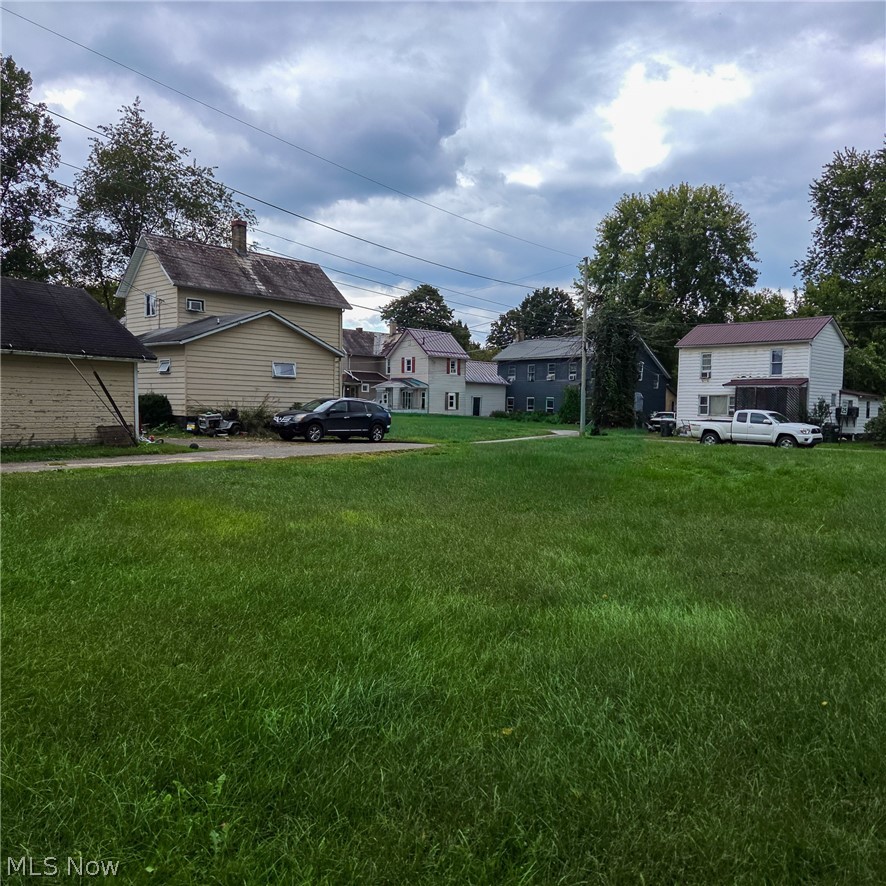 123 N Goodrich Street Newcomerstown OH 43832
