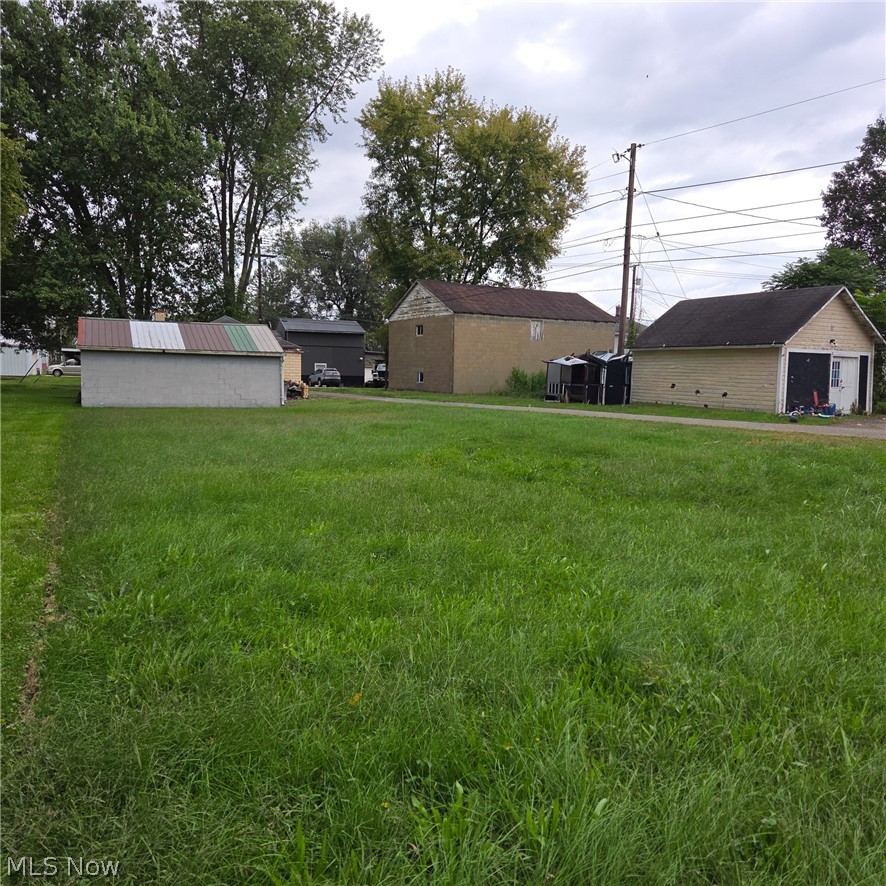 123 N Goodrich Street Newcomerstown OH 43832