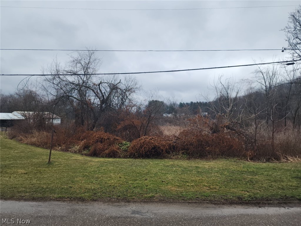Wright Road SE Uhrichsville OH 44683