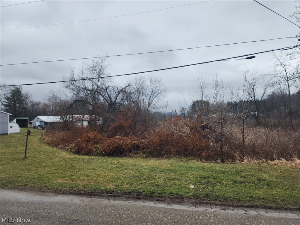 Wright Road SE Uhrichsville OH 44683