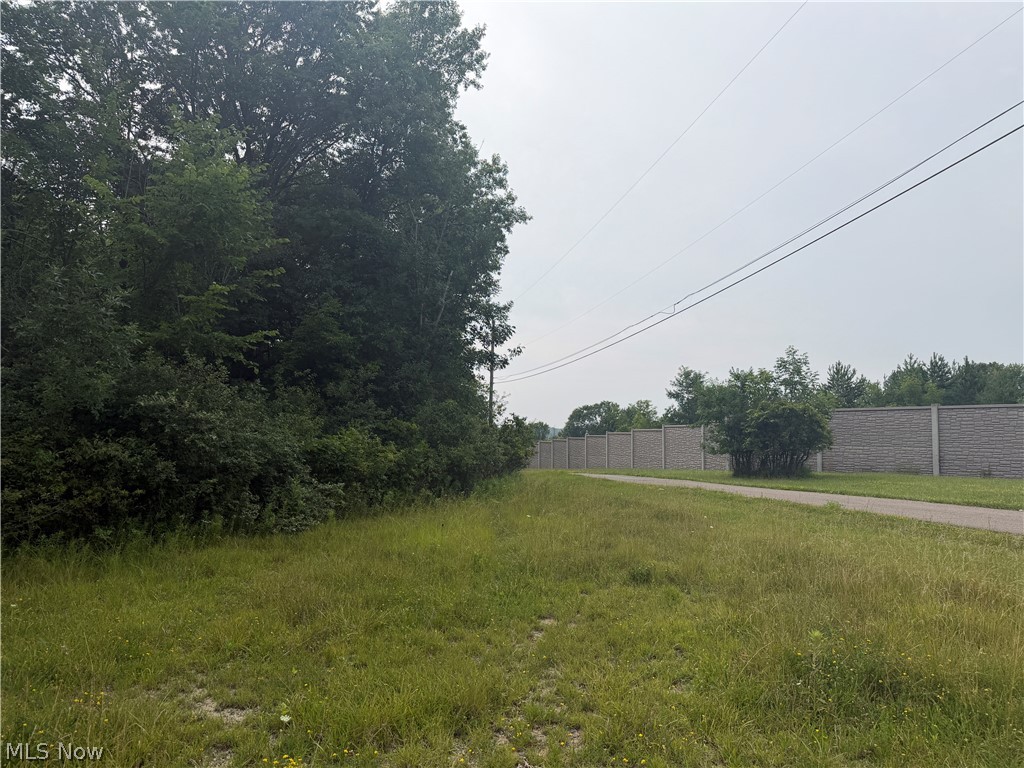 N East River Road Lake Milton OH 44429