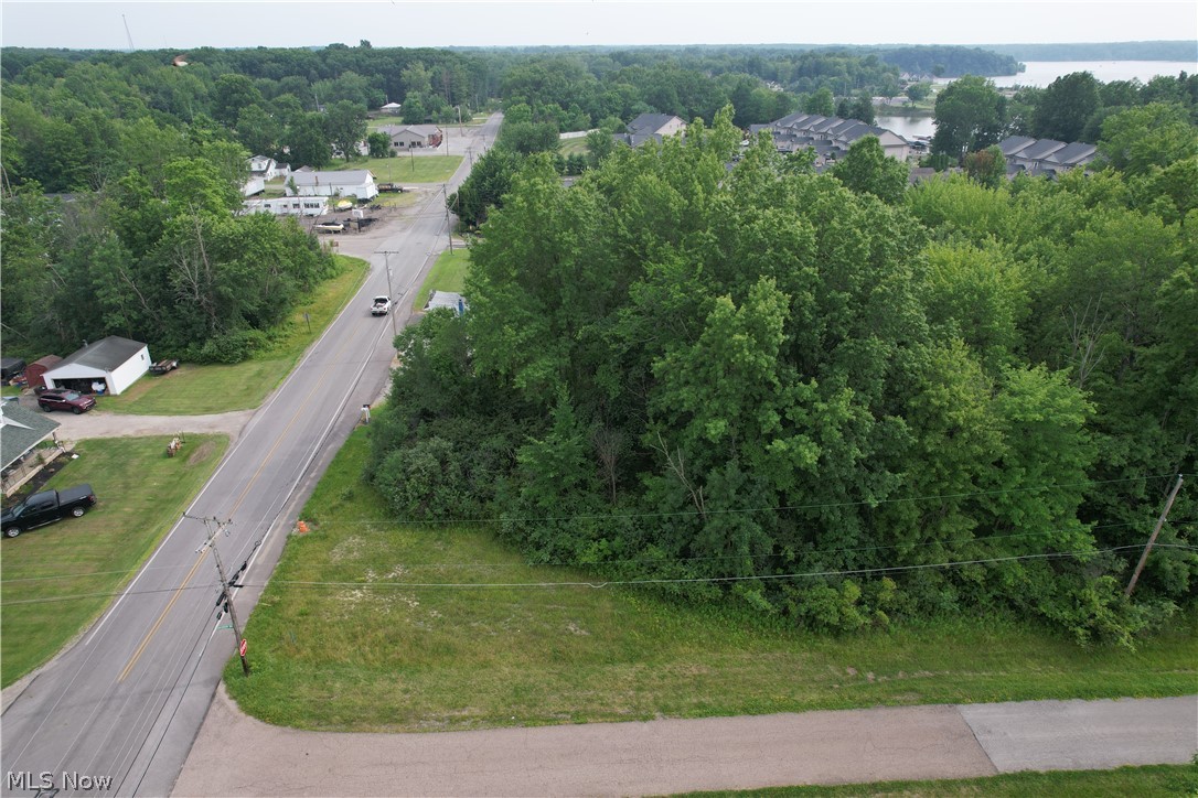 N East River Road Lake Milton OH 44429