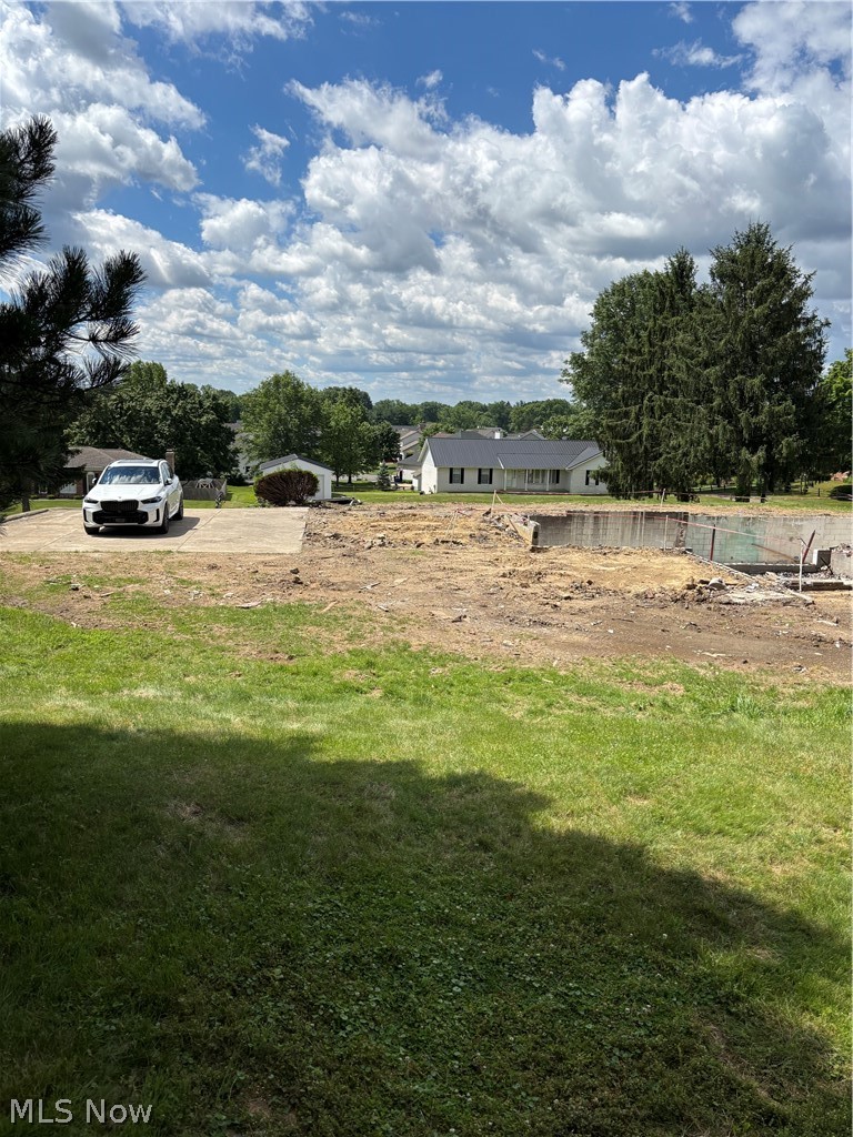 1133 Scenicrest Street NW Uniontown OH 44685