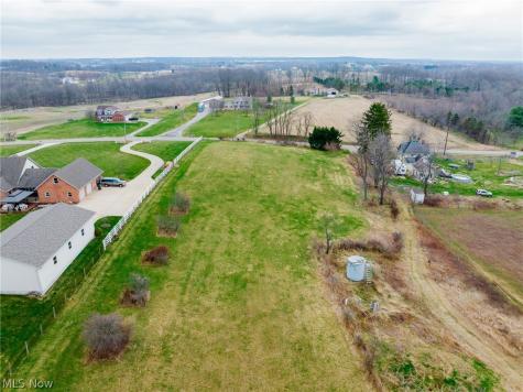 Pigeon Run Avenue SW Navarre OH 44662