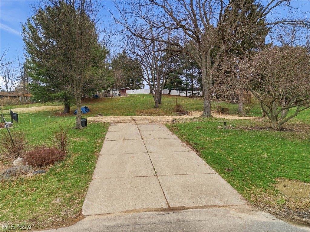 7622 Marelis Avenue NE Canton OH 44721