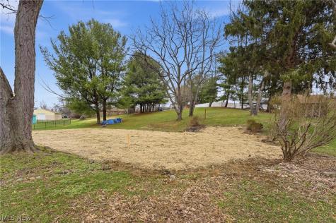 7622 Marelis Avenue NE Canton OH 44721
