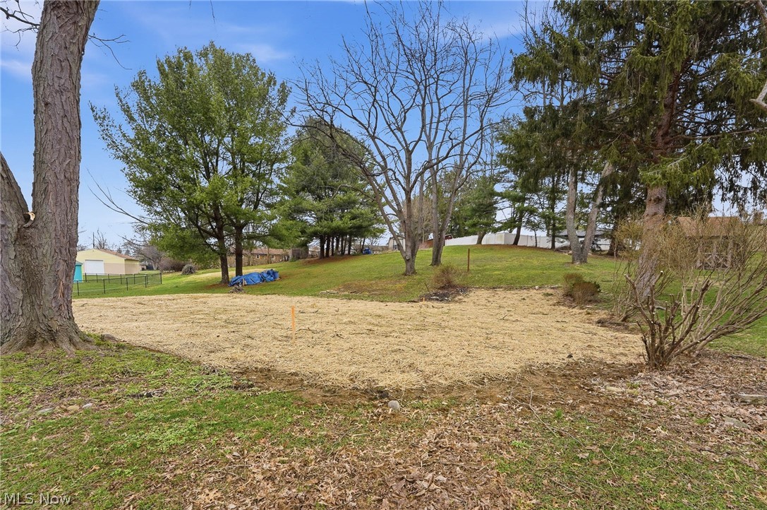 7622 Marelis Avenue NE Canton OH 44721