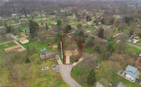 7622 Marelis Avenue NE Canton OH 44721