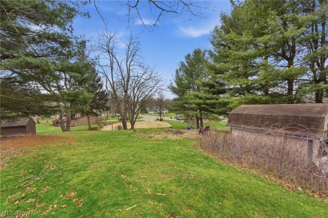 7622 Marelis Avenue NE Canton OH 44721