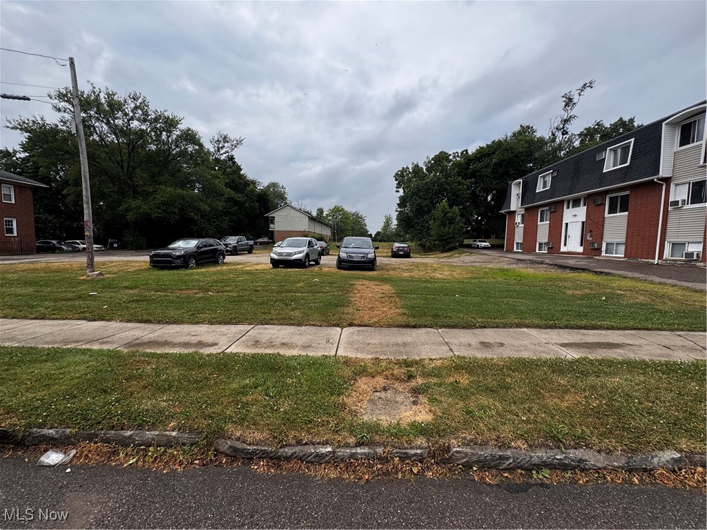 444 Sumner Street Akron OH 44304