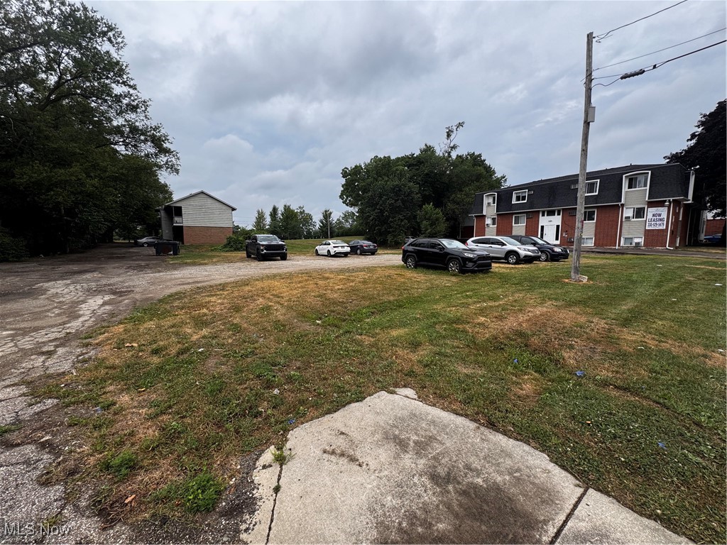 444 Sumner Street Akron OH 44304