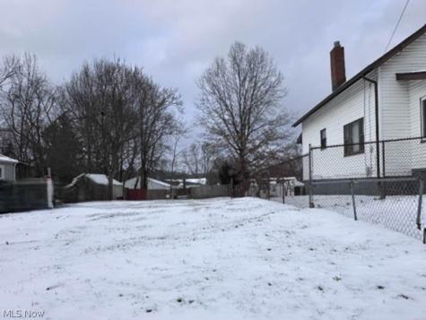 491 Taft Avenue Barberton OH 44203
