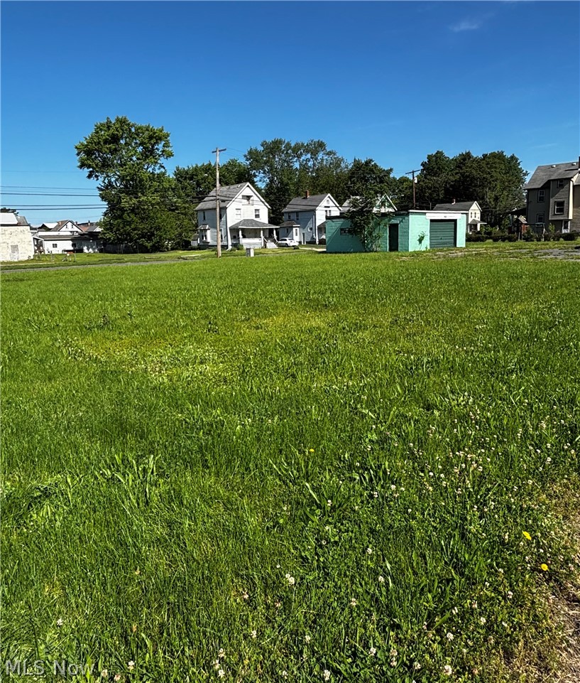 137 Wood Avenue Niles OH 44446