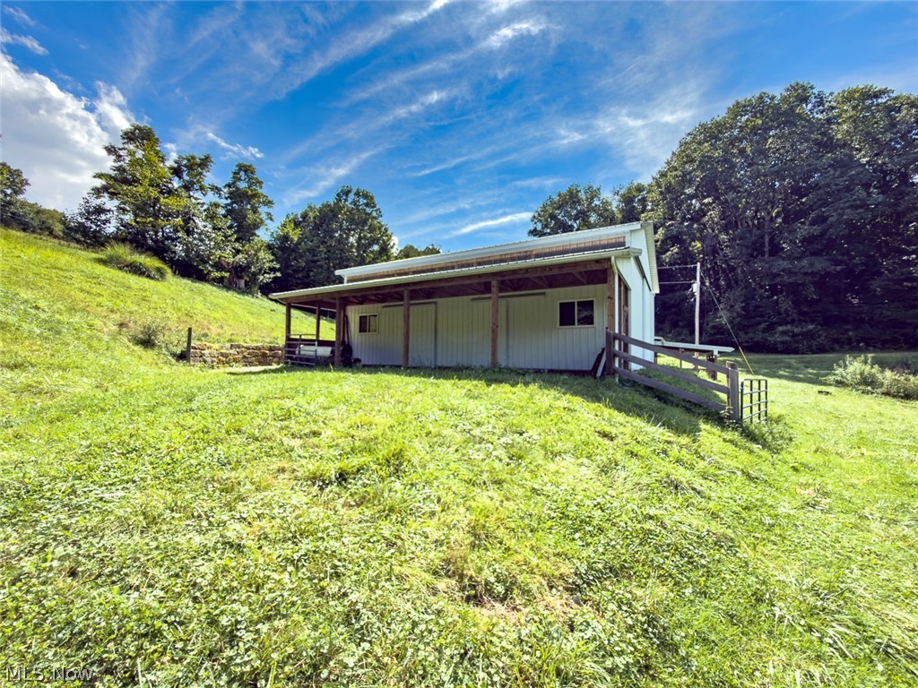 43532 Township Road 55 Coshocton OH 43812