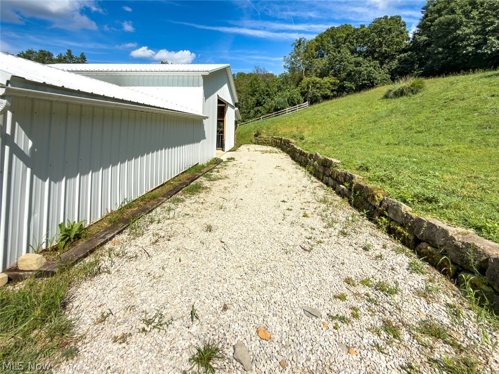 43532 Township Road 55 Coshocton OH 43812