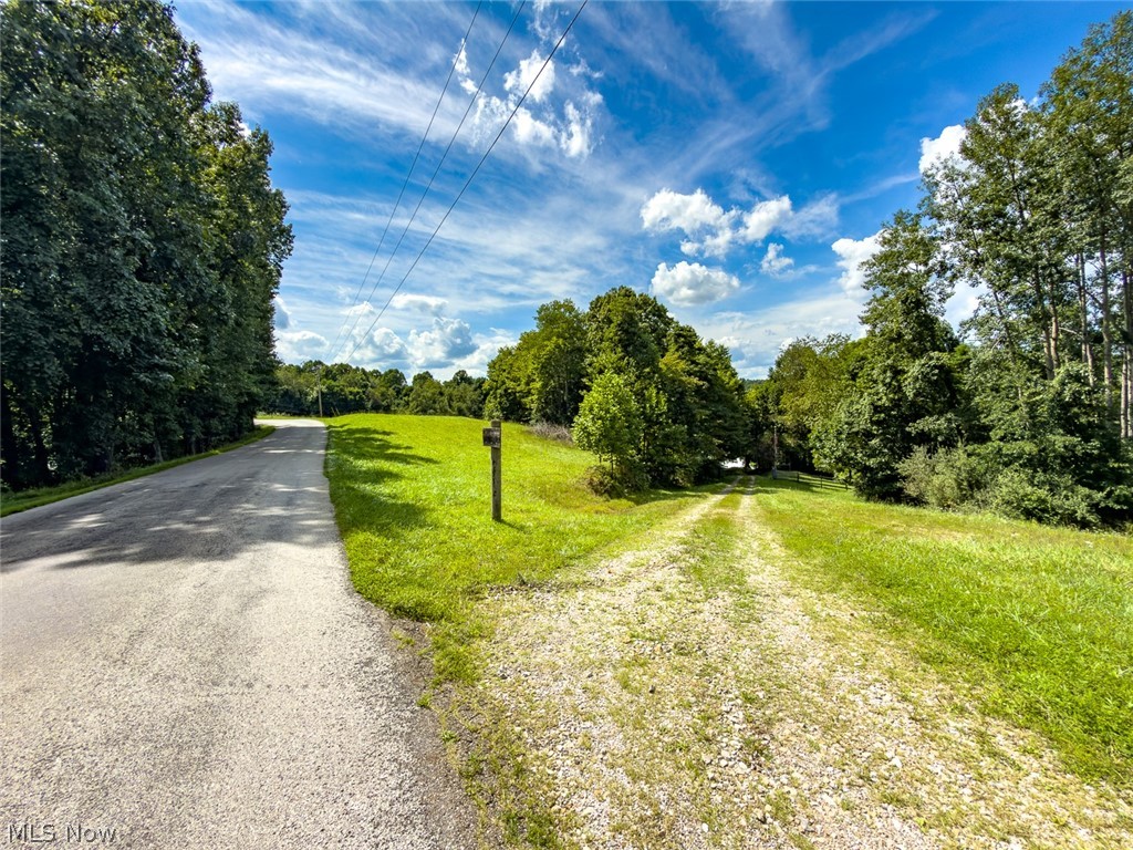 43532 Township Road 55 Coshocton OH 43812