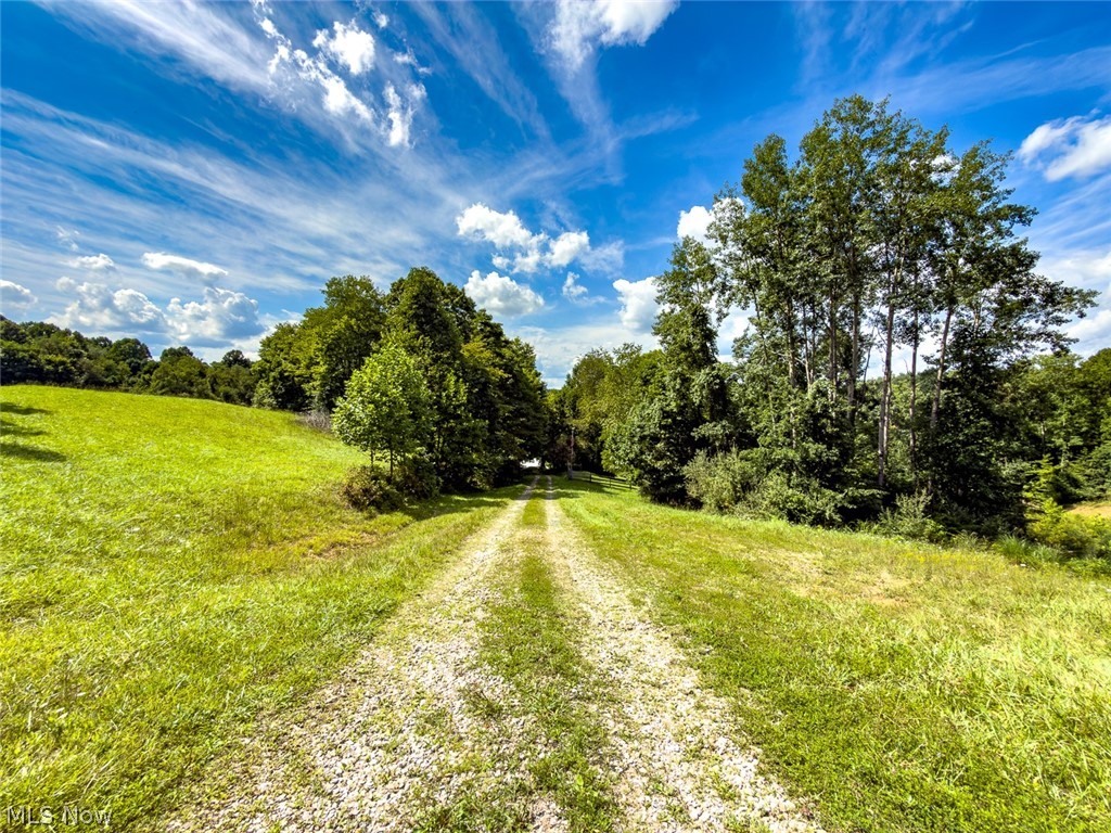 43532 Township Road 55 Coshocton OH 43812