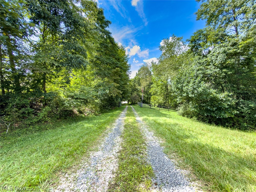 43532 Township Road 55 Coshocton OH 43812