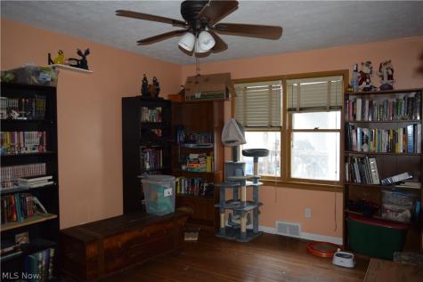 6210 Heisley Avenue Cleveland OH 44105