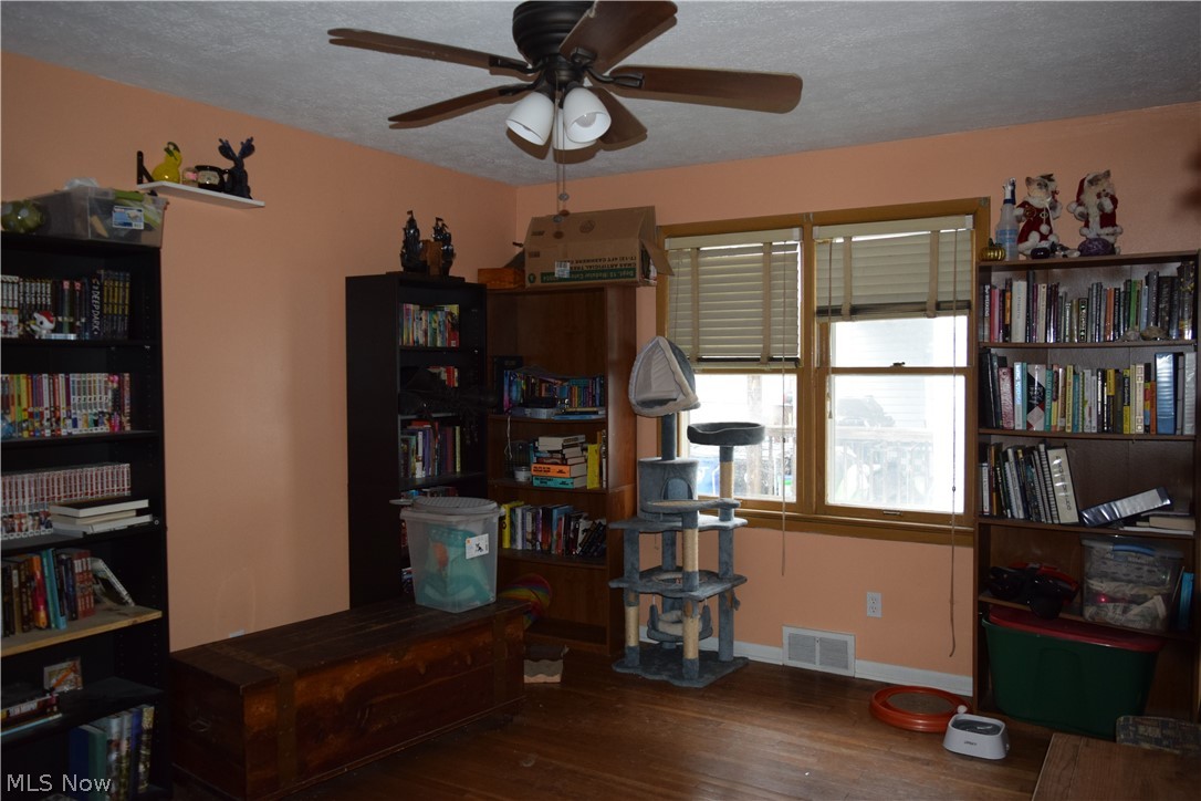 6210 Heisley Avenue Cleveland OH 44105
