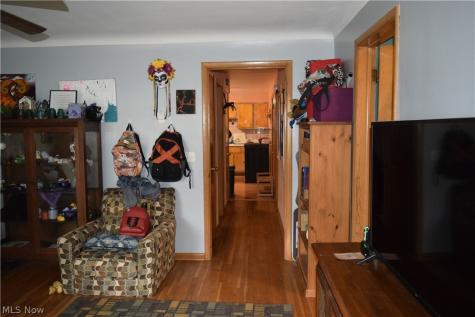 6210 Heisley Avenue Cleveland OH 44105