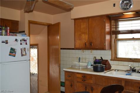6210 Heisley Avenue Cleveland OH 44105