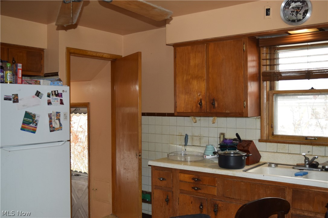 6210 Heisley Avenue Cleveland OH 44105
