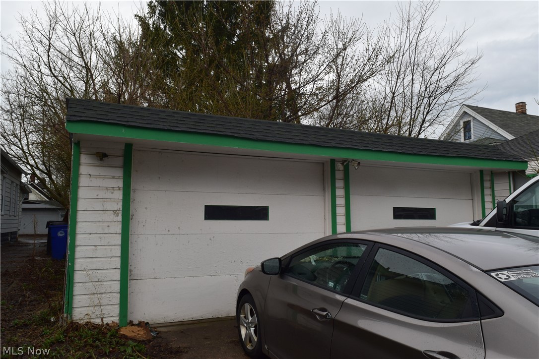 6210 Heisley Avenue Cleveland OH 44105