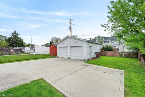 6115 Brownfield Drive Parma OH 44129