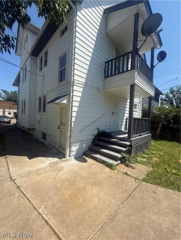 4236 E 131st Street Cleveland OH 44105