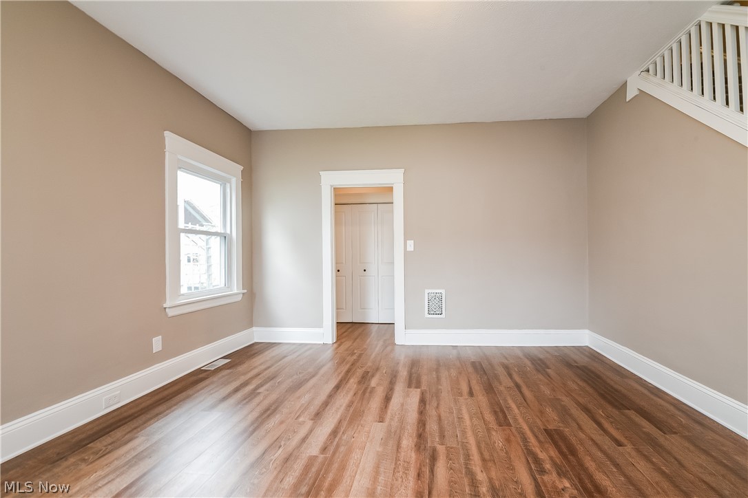 1376 Gladys Avenue Lakewood OH 44107