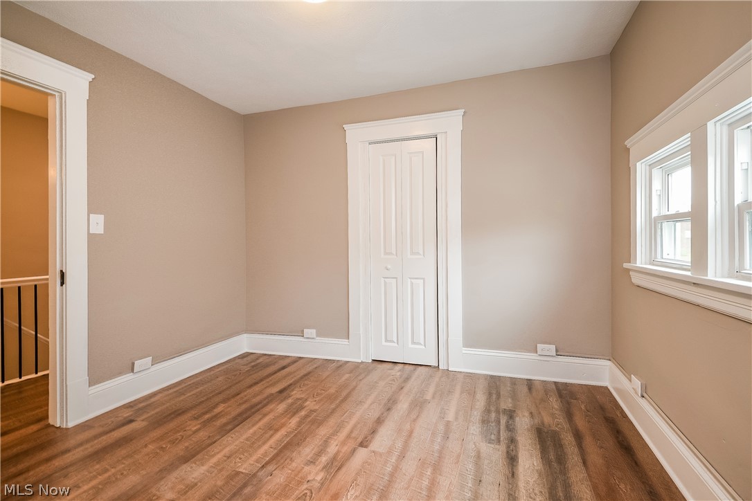 1376 Gladys Avenue Lakewood OH 44107