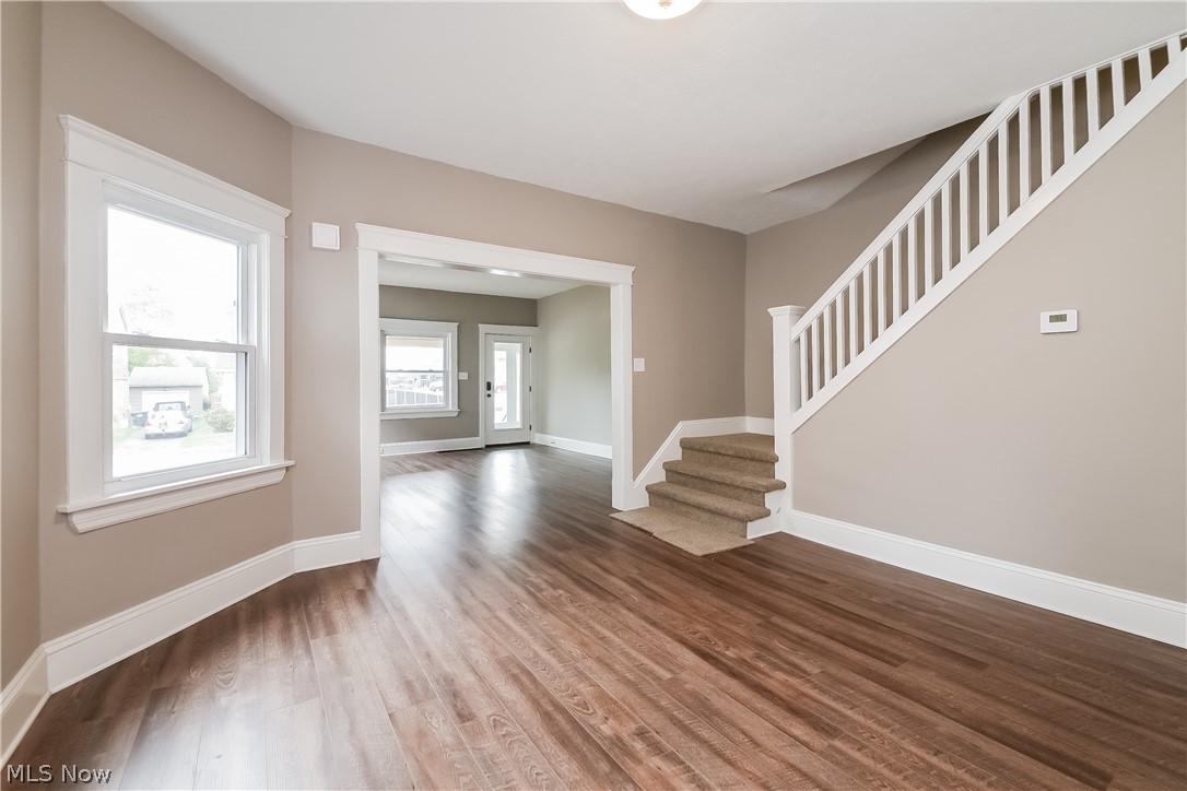 1376 Gladys Avenue Lakewood OH 44107