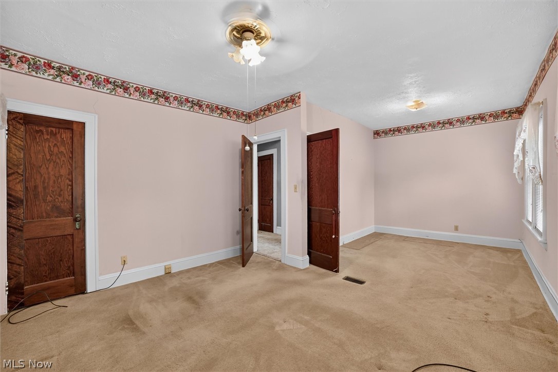 4916 E 90th Street Garfield Heights OH 44125