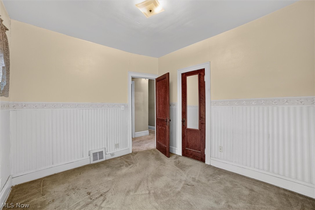 4916 E 90th Street Garfield Heights OH 44125