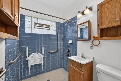 4916 E 90th Street Garfield Heights OH 44125