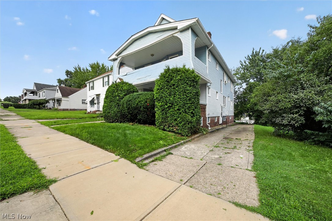 4916 E 90th Street Garfield Heights OH 44125