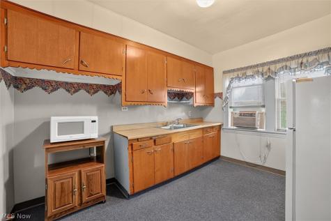 4916 E 90th Street Garfield Heights OH 44125