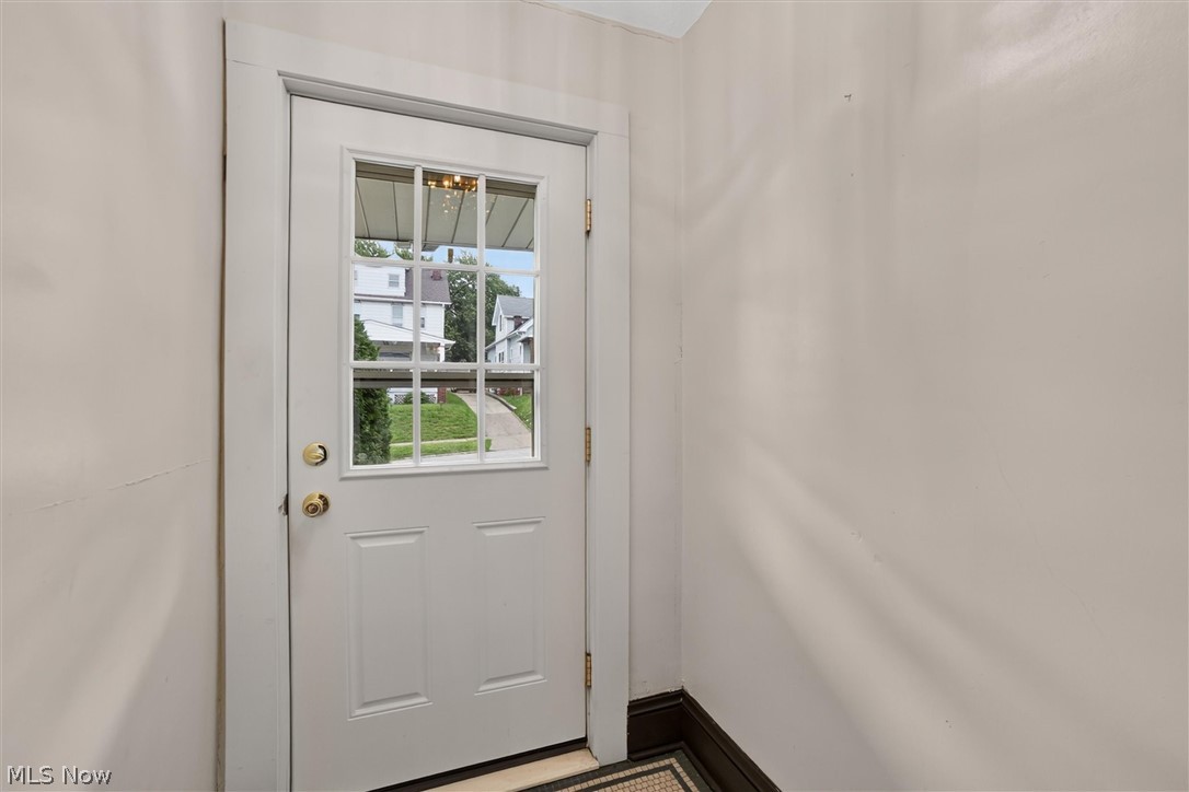 4916 E 90th Street Garfield Heights OH 44125