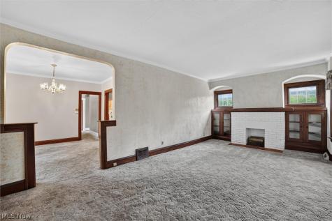 4916 E 90th Street Garfield Heights OH 44125