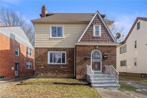 876 Eloise Drive Cleveland Heights OH 44112