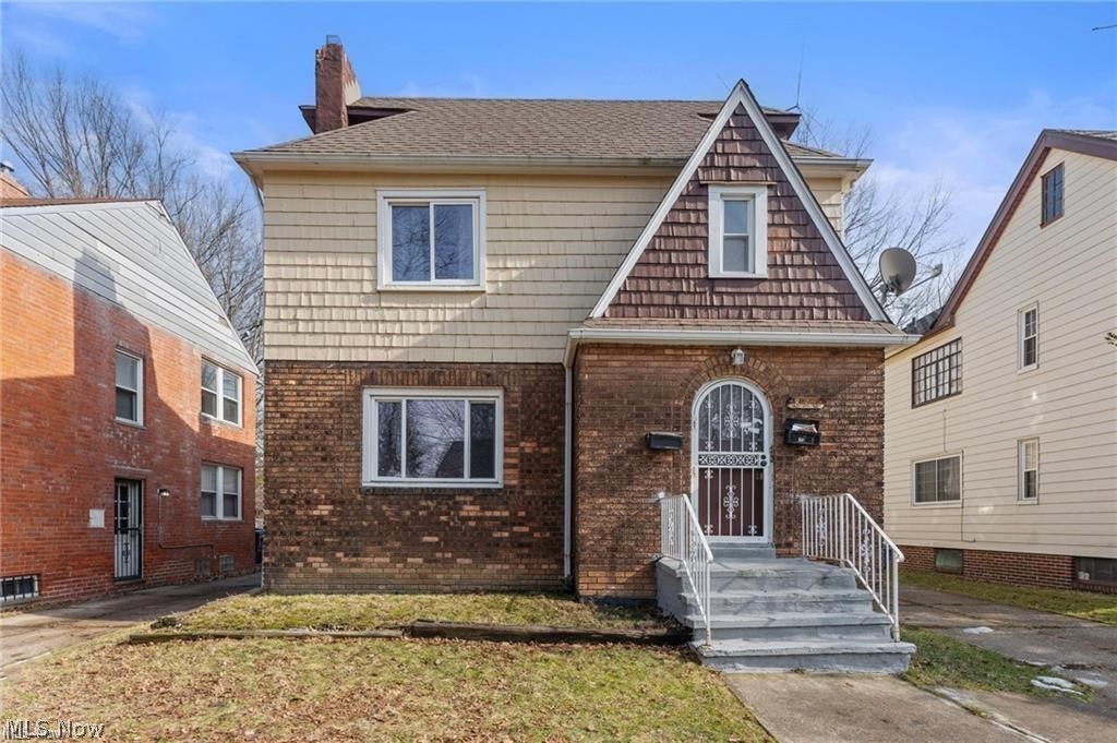 876 Eloise Drive Cleveland Heights OH 44112
