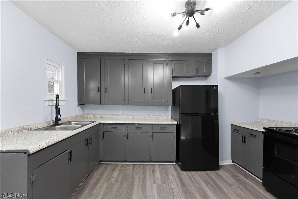 876 Eloise Drive Cleveland Heights OH 44112