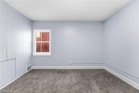 876 Eloise Drive Cleveland Heights OH 44112