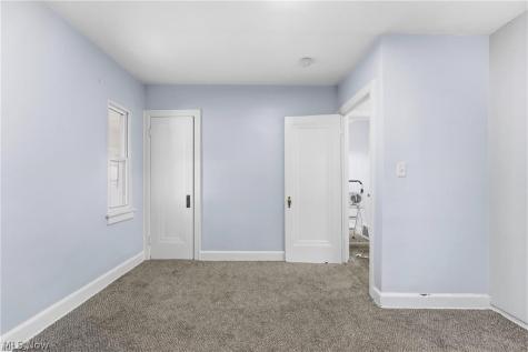 876 Eloise Drive Cleveland Heights OH 44112
